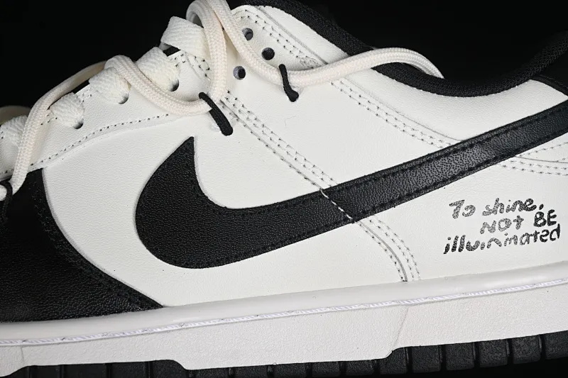 All Categories Nk SB Dunk Series Nk SB Dunk Low Low-top sneakers Nk Dunk Retro Saml Panda Prank Black and white retro style SB strap low-top casual sneakers DD1391-100